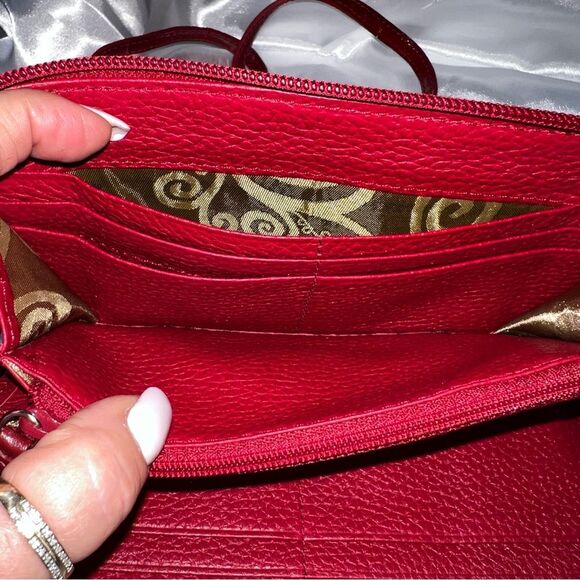 Brighton Red Croc-Embossed Organizer Wallet Crossbody - Picture 7 of 13